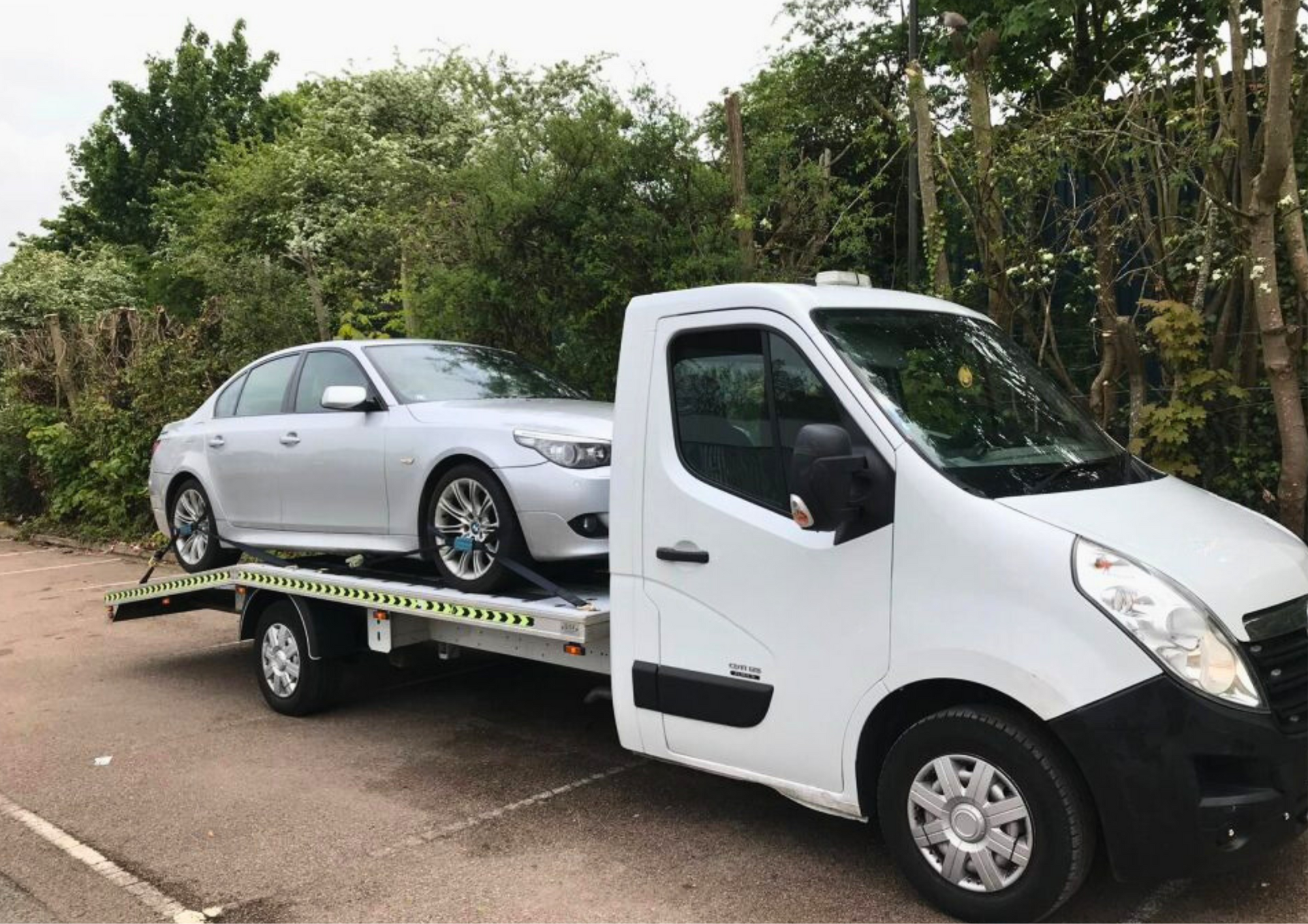 Top 10 Reasons to Use Vehicle Recovery Services for Your Vehicle