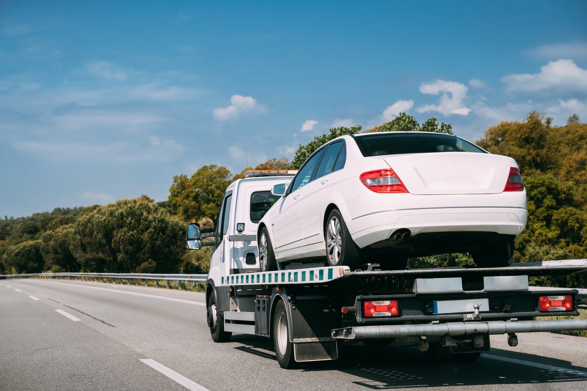 Understanding Vehicle Recovery Services: What You Need to Know